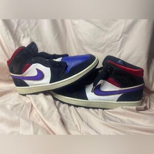 Jordan 1 Mid lakers top 3 size 11.5
